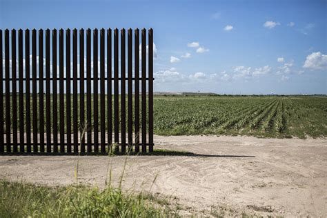 Texas Bureaucrat Becomes Millionaire Border Fence | Pulitzer Center