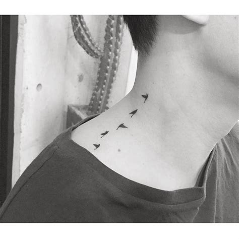 Aggregate 61+ bird on neck tattoo - in.coedo.com.vn