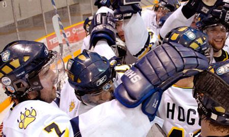 New Brunswick Varsity Reds - Lakehead University Thunderwolves Men's Hockey