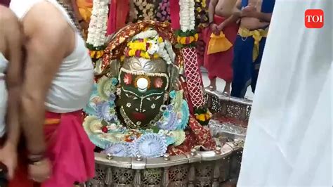 Holi celebrated during Bhasma Aarti at Shree Mahakaleshwar Temple in Ujjain | News - Times of ...