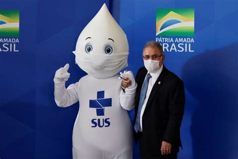 Após período de 'sumiço', Zé Gotinha participa de evento com novo ministro da Saúde ...