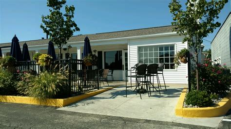 Colony Pub and Grille - Accessible Erie