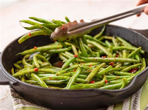 Spicy Green Beans Recipe | Ree Drummond | Food Network