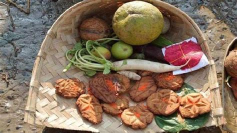 Chhath Puja 2022: छठी मैया को मनाने के लिए चढ़ाए जाते हैं ये 8 तरह के ...