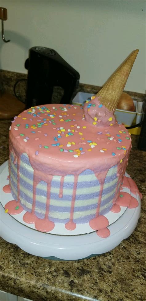 "Ice cream" cake for my daughters 8th birthday : r/Baking