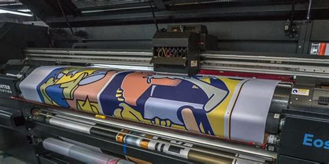 Sublimation vs Screen Printing: 8 Key Differences