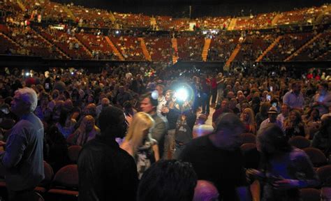 Concertgoer gets static from Forum over missing seat - Los Angeles Times