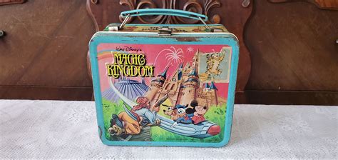 1979 Vintage Walt Disney Magic Kingdom Lunch Box Disney Land, Wonderful World, It's a Small ...