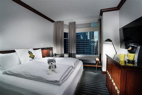 Staypineapple, An Iconic Hotel, The Loop: AU$233 Rooms, Reviews & Deals ...