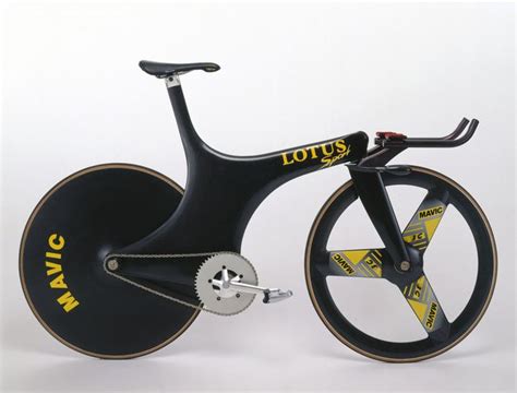 The Lotus C-01 Is A Stunner Superbike From The Man Behind Tron: Legacy ...