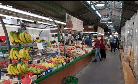 Top 5 Food Markets in Paris