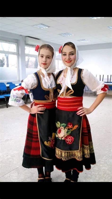 Serbian Folklore: Kolo - Codanec