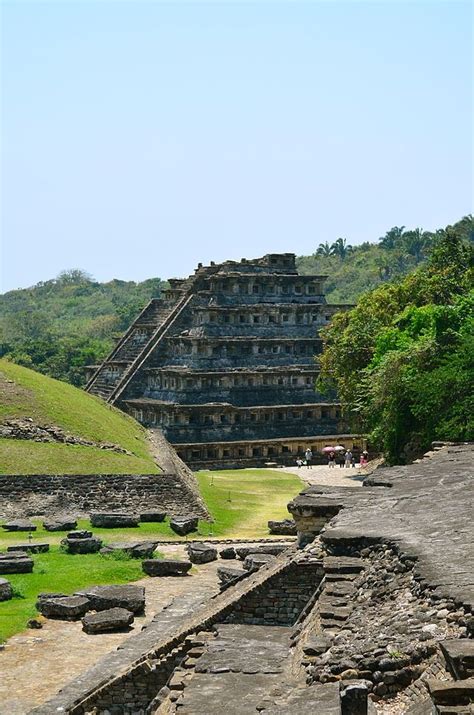 Toltec Empire - Wikipedia, the free encyclopedia | Ancient mexico, Jungle temple, Wonders of the ...