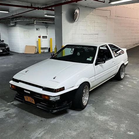 The Legendary Japanese Drift Car Used on The Cover of a Legendary Music ...