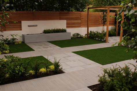 Contemporary Minimal Garden Design - Didsbury, Greater Manchester