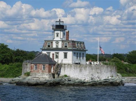 Rose Island Lighthouse | Rose island lighthouse, Lighthouse, Rose island