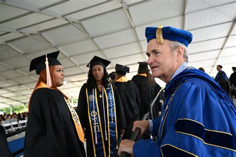 Summer Commencement Ceremonies Celebrate Newest Graduates | Kent State University