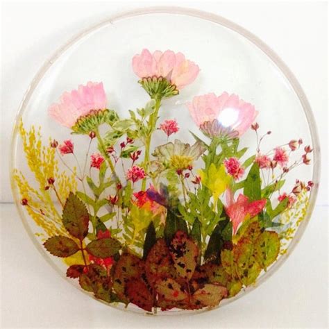 Items similar to Pressed Flower Coaster-Resin Coaster-Nature Inspired-Home Decor - Real Flower ...