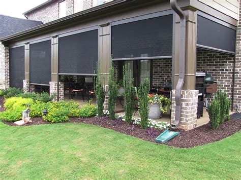 Retractable Screens, Shades and Awnings | Working Space