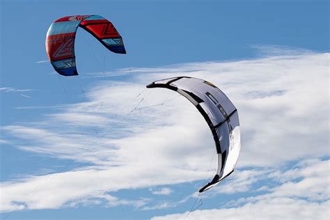 What Are the Best Kitesurfing Kites Made Of? - AquaSportsPlanet