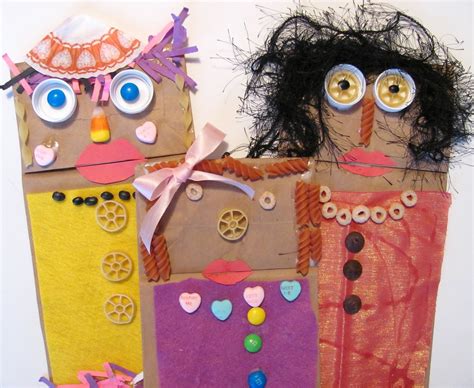 The Chocolate Muffin Tree: Paper Bag Puppets Inspired by Fandango!!!