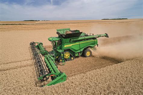 John Deere brings high-capacity X-Series combines to Europe | Farm Machinery