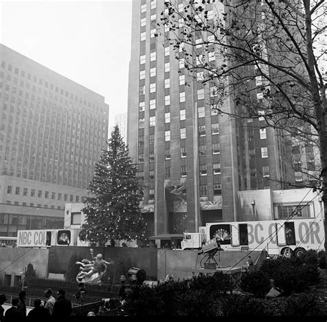 Christmas in Rockefeller Center: Christmas at Rockefeller Center Photo: 502636 - NBC.com