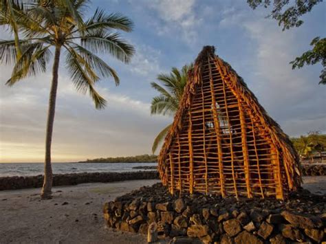 Kona Historical Tour | Clark’s Hawaii Tours