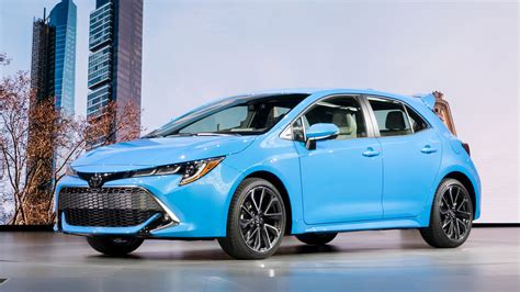 Why The 2019 Toyota Corolla Hatchback With A Manual Is Such A Big Deal