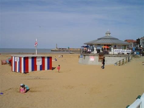 What is the beach like in Margate? - Best Hotels Home