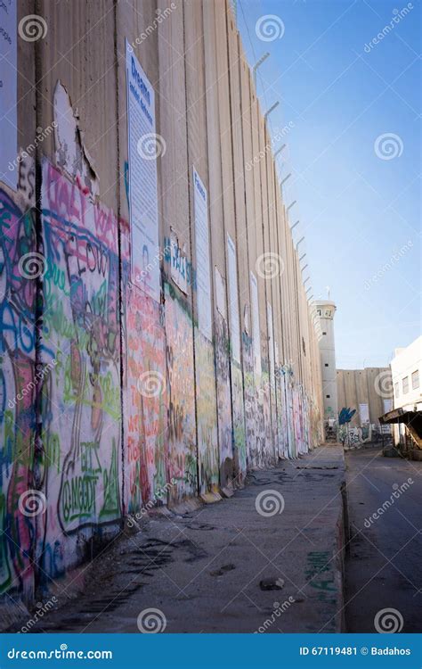 The Israeli West Bank Barrier Editorial Photo - Image of freedom, boundary: 67119481