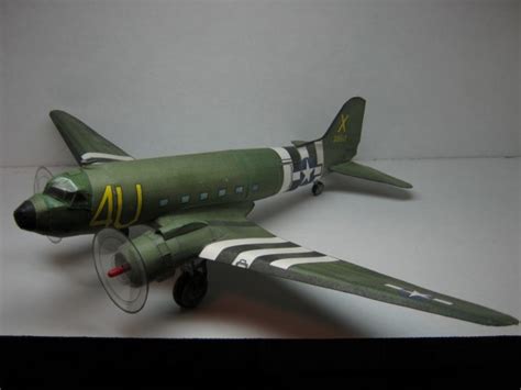 DOUGLAS C-47, SKYTRAIN - Paper Modelers Gallery