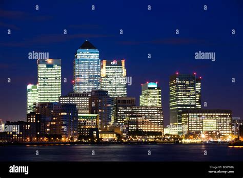 Canary Wharf Skyline at night Stock Photo - Alamy