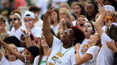 School board asks state to allow larger crowds at sporting events