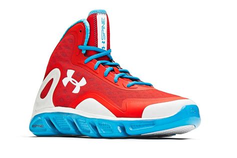 Under Armour Showcases Basketball Line – Footwear News