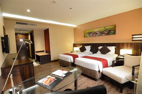 Ramada by Wyndham Manila Central Hotel - Deals, Photos & Reviews