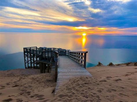 Things to Do Near Sleeping Bear Dunes: The Ultimate Pure Michigan Guide ...