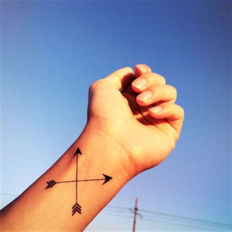 57 Stylish Arrow Wrist Tattoos