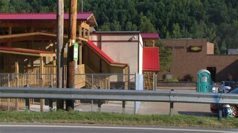 Portable classrooms ready for Herbert Hoover High School students | WCHS