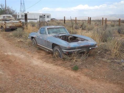 Corvette Photos - The Ultimate Corvette Photo Picture Gallery | Corvette, Abandoned cars ...