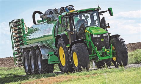 Official: New-generation John Deere 7R Series is on the way - Agriland.ie