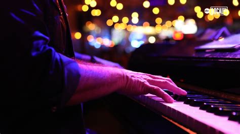 Welcome to NYC's Original Dueling Piano Bar! - ABC7 New York