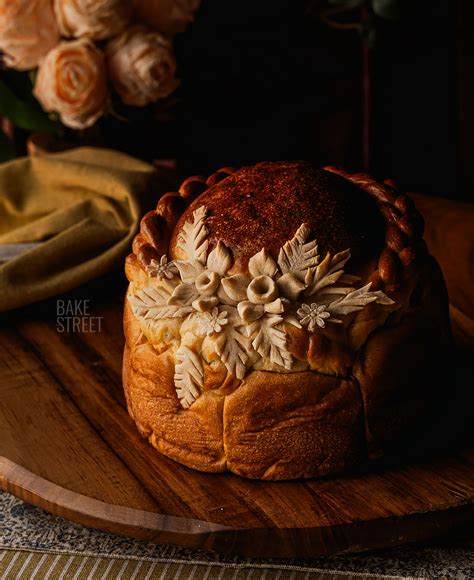 Slavski Kolač - Serbian ceremonial Slava bread - Bake-Street.com