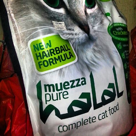 My cat eat only halal cat... | My cat eat only halal cat foo… | Flickr