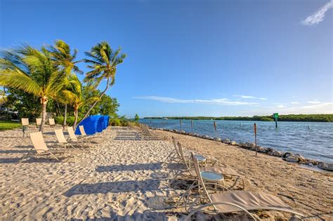 Stock Island Yacht Club - Florida Keys Marina - Snag-A-Slip