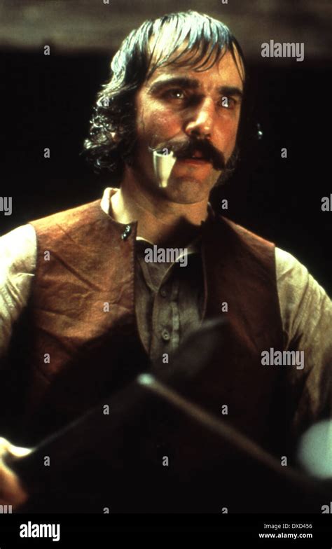 Daniel day lewis gangs of new york hi-res stock photography and images ...