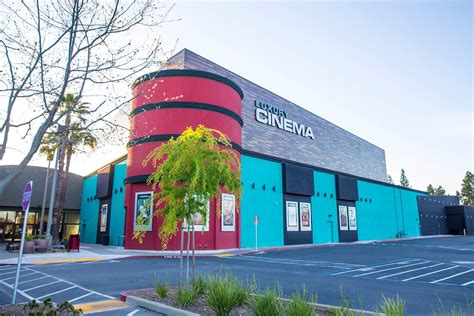 Country Club Cinema - 2405 Butano Dr, Sacramento, CA 95825, USA ...