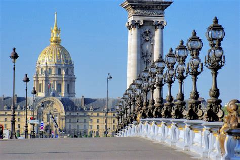 Why Pont Alexandre III is Paris' most beautiful bridge - French Moments