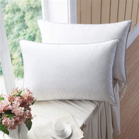 The Best Goose Down Pillow | Reviews, Ratings, Comparisons