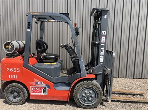 Forklift, 6,000# Warehouse Straight Mast - Only 1 Rentals